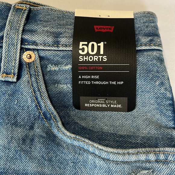 Levi’s 501 Premium Cut off Jean Shorts Fault Line Size 29 - Picture 4 of 9